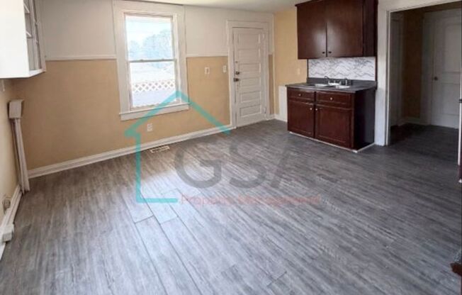 2 Bedroom 1 Bath Available!