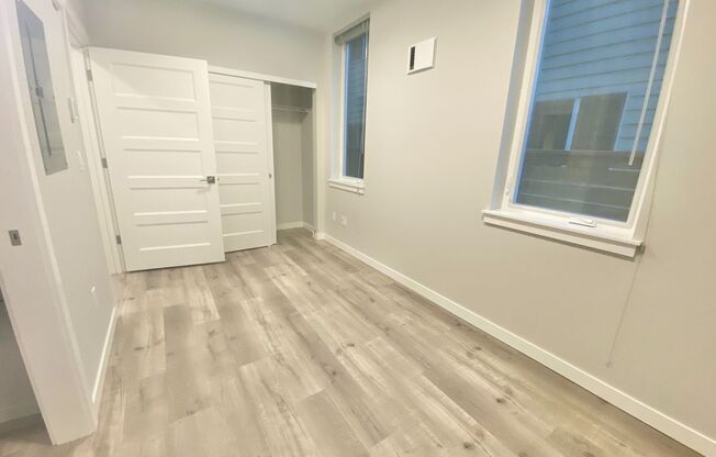 1 bed, 1 bath, 350 sqft, $1,750, Unit 102