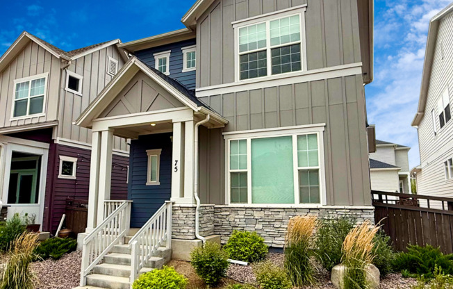 Modern Single-Family Home in Desirable Gold Hill Mesa — Built in 2021