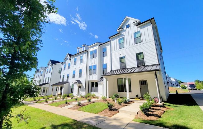 645 District Ct Ft Mill, SC 29708 Located in Desirable Baxter Village Community