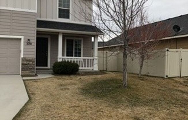 Walking distance to Settlers Park