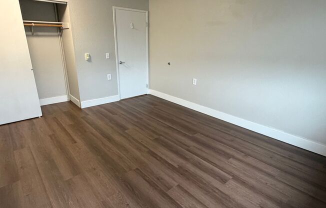 1 bed, 1 bath, 636 sqft, $1,595, Unit 429