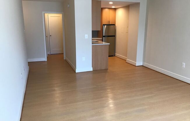 Studio, 1 bath, 440 sqft, $2,400, Unit 0720