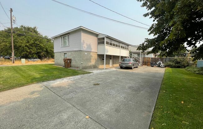 Boone Apartments!