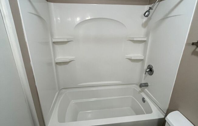 1 bed, 1 bath, 769 sqft, $1,109, Unit 7518-01