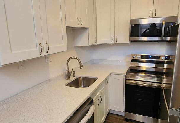 Stunning Home Near Johns Hopkins Hospital