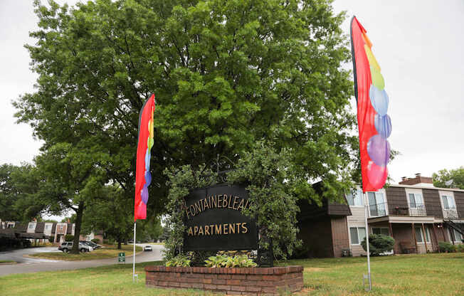 Fontainebleau Apartments