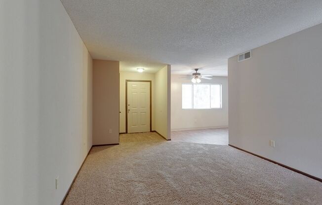 1 bed, 1 bath, 836 sqft, $850, Unit 104-9003