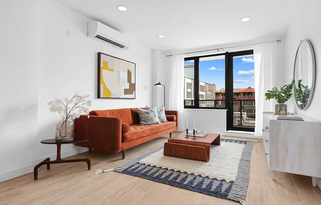 2 beds, 2 baths, $4,000, Unit 3H