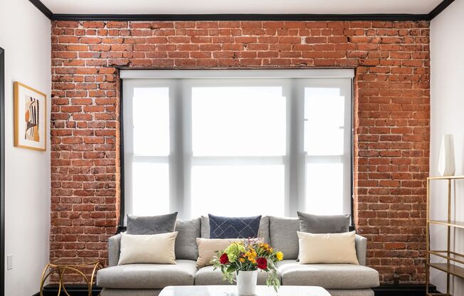 Studio, 1 bath, 300 sqft, $2,000, Unit 311