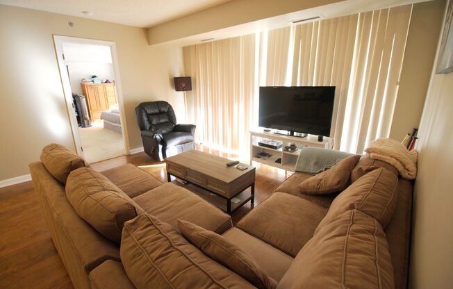 2 beds, 2 baths, $2,995, Unit APARTMENT 312