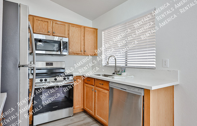3627 W MELINDA LN