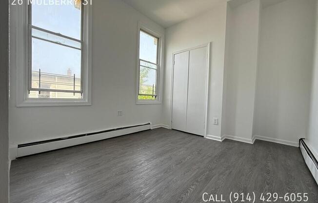 26 MULBERRY ST