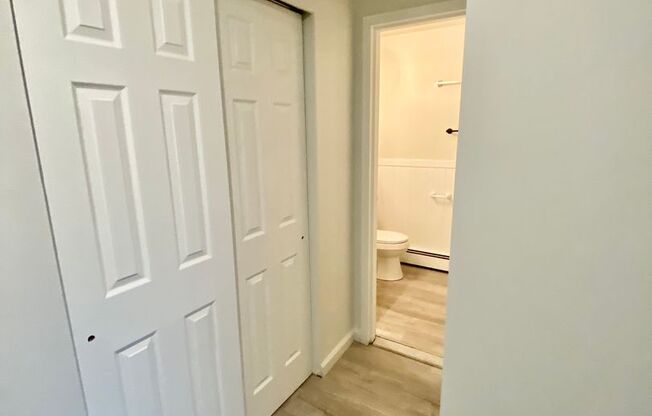 1 bed, 1 bath, 600 sqft, $1,425, Unit A - 31