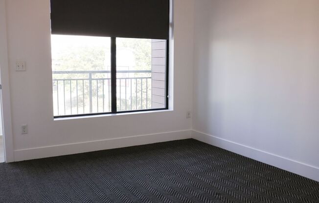 1 bed, 1 bath, 845 sqft, $1,565, Unit 212