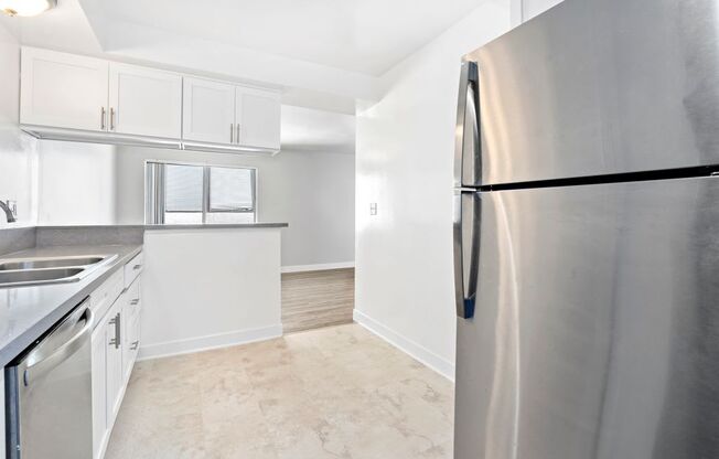 Stainless Steel Appliances Valley Village Apartment