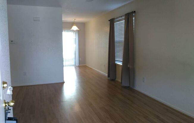 Nice 2 Story Townhome with Attached Garage in N.E. Ft. Collins