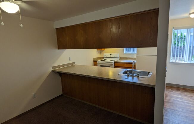 1 bed, 1 bath, 650 sqft, $1,325, Unit 05