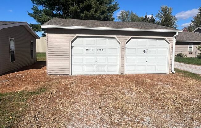 3 Bedroom Single Family Home with Pole Barn for $500 monthly