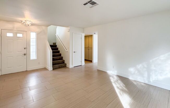 3-Bed, 2.5-Bath Summerlin Home with Modern Upgrades & Upstairs Laundry