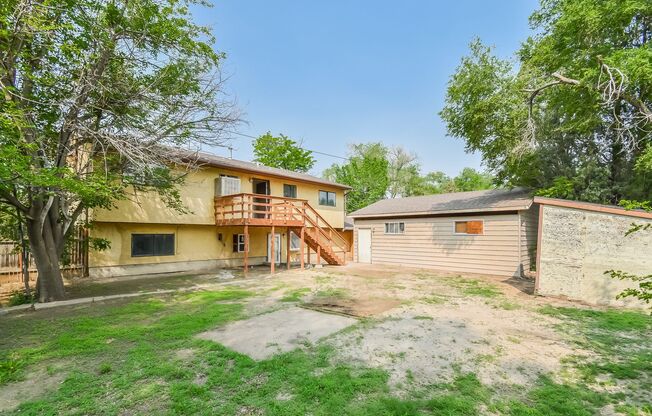 603 W ROUTT AVE