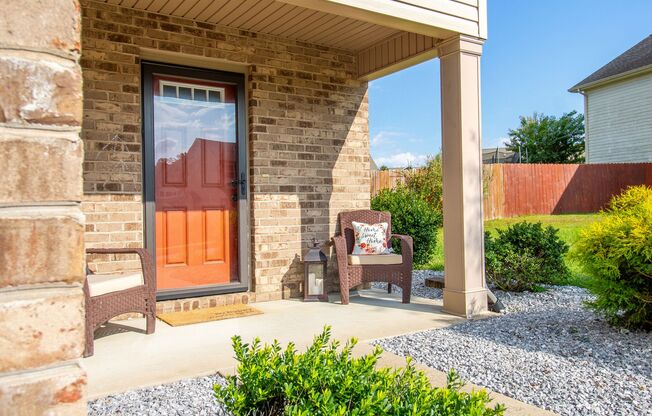 Beautiful 3 Bed/2.5 Bath Home with garage in Jonesborough