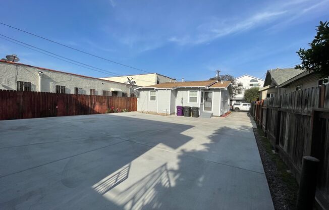 3 beds, 1 bath, 1,500 sqft, $3,595