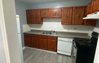 2 beds, 1 bath, $1,545, Unit 2C