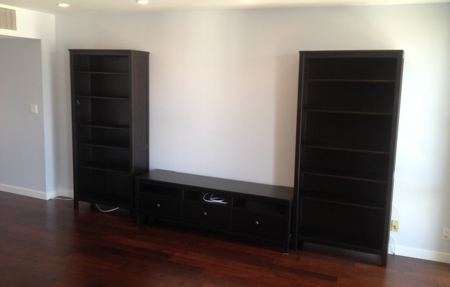 Studio, 1 bath, $2,350
