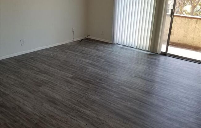 1504 S Fairfax Apartments