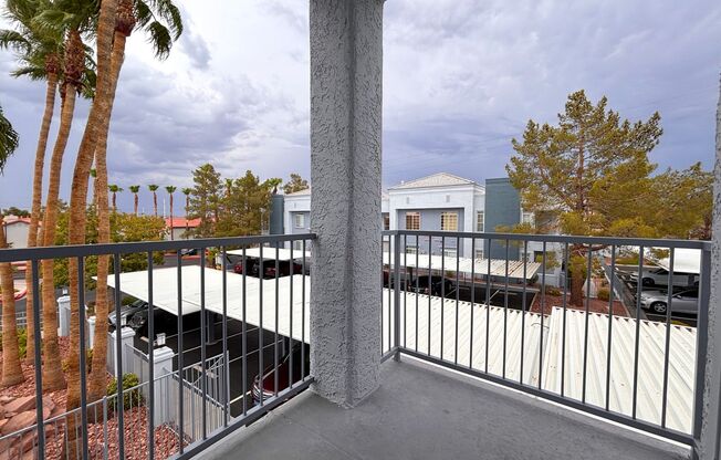 2 beds, 2 baths, $1,495, Unit Unit 724