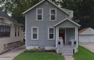 334 S VAN BUREN ST