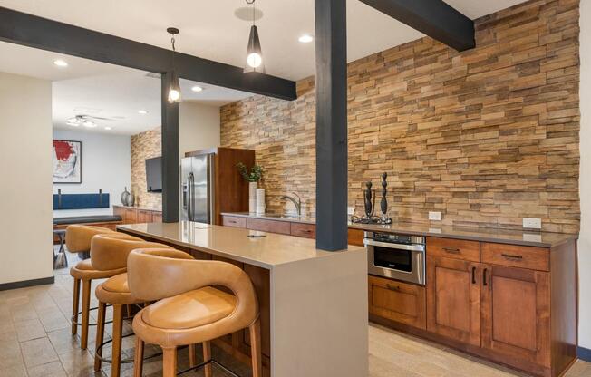 Month-to-month apartment rentals in Santa Fe with resident kitchen and coffee bar