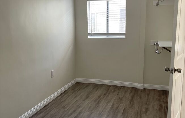 Studio, 1 bath, 400 sqft, $1,695, Unit #C