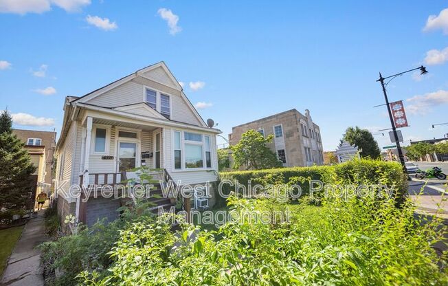 4511 N PULASKI RD