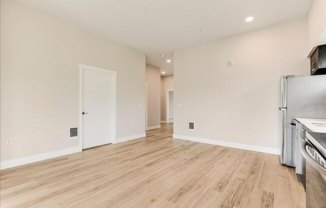 3 beds, 2 baths, 1,177 sqft, $2,349, Unit E340