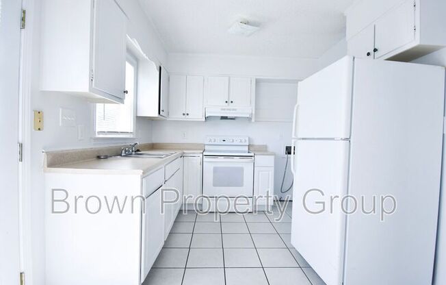 2105 GRAND PRIX DR