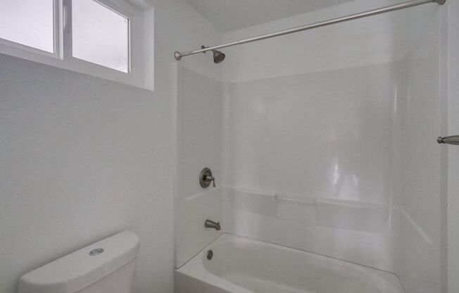 1 bed, 1 bath, 722 sqft, $2,145, Unit 115