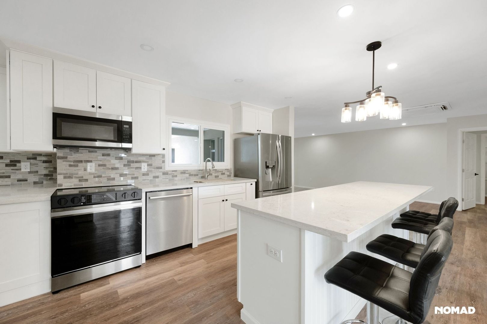 Spacious 5BR House in Glendale