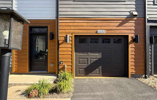 3153 Horizon Road - Southwood Garage Style Townhome!