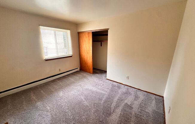 1 bed, 1 bath, $995, Unit 102