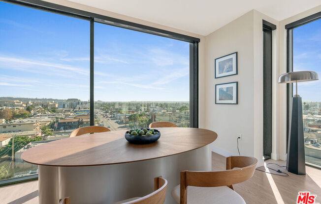 2 beds, 2 baths, 1,100 sqft, $6,195, Unit 724
