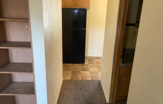 1 bed, 1 bath, 500 sqft, $675, Unit Unit 03