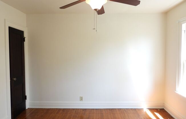 1 bed, 1 bath, 615 sqft, $1,015, Unit 1560-301