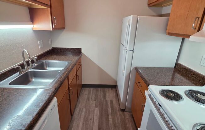 1 bed, 1 bath, 676 sqft, $1,125, Unit 25 - 216