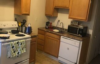 5 beds, 2 baths, $3,750, Unit Unit 02