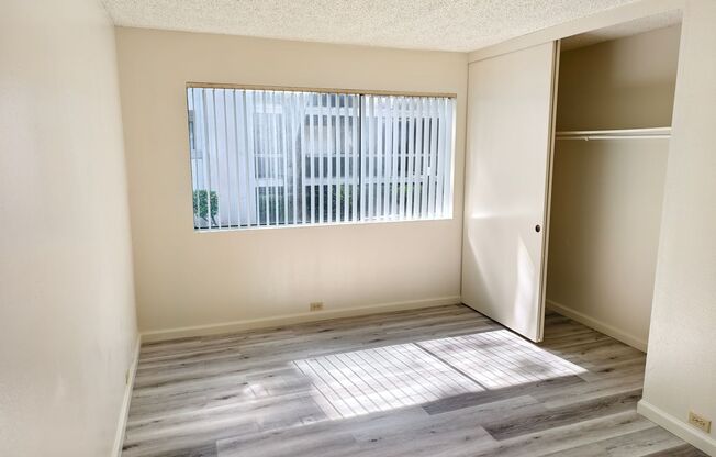 3 beds, 2 baths, 1,304 sqft, $2,350, Unit 140112