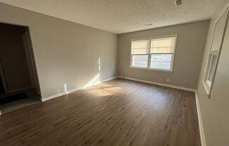 2 beds, 1 bath, $1,050