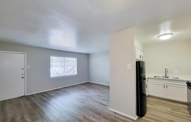 1 bed, 1 bath, 650 sqft, $729