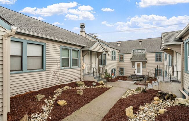 Town Manor Apartments